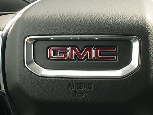Used 2023 GMC Canyon Elevation w/ Elevation Premium Package RWD image 5