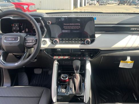 New 2026 GMC Canyon AT4X image 18