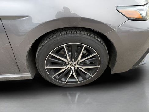 Used 2023 Toyota Camry SE FWD image 28