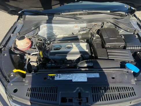 Used 2014 Volkswagen Tiguan R-Line FWD image 25