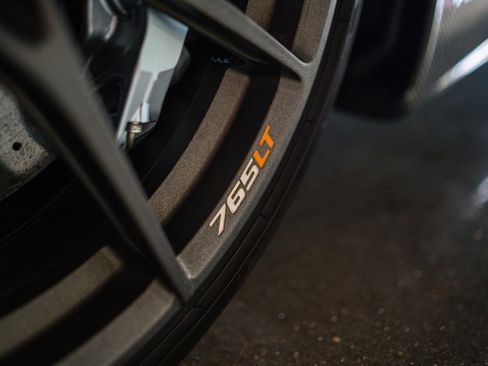 Used 2021 McLaren 765LT image 21