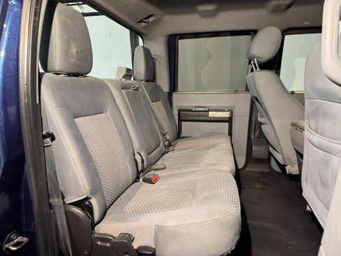 Used 2015 Ford F250 XLT w/ Camper Package AWD/4WD image 29