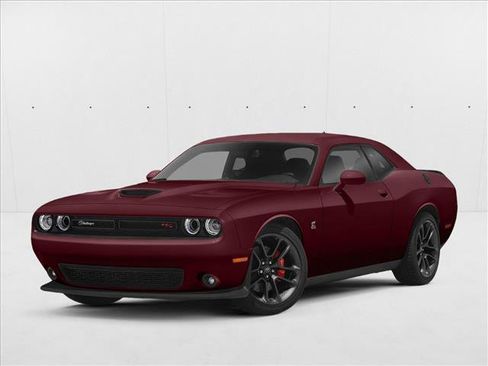 Used 2019 Dodge Challenger R/T Scat Pack RWD image 1