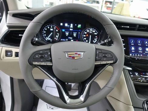 New 2025 Cadillac XT6 Premium Luxury w/ Technology Package image 11