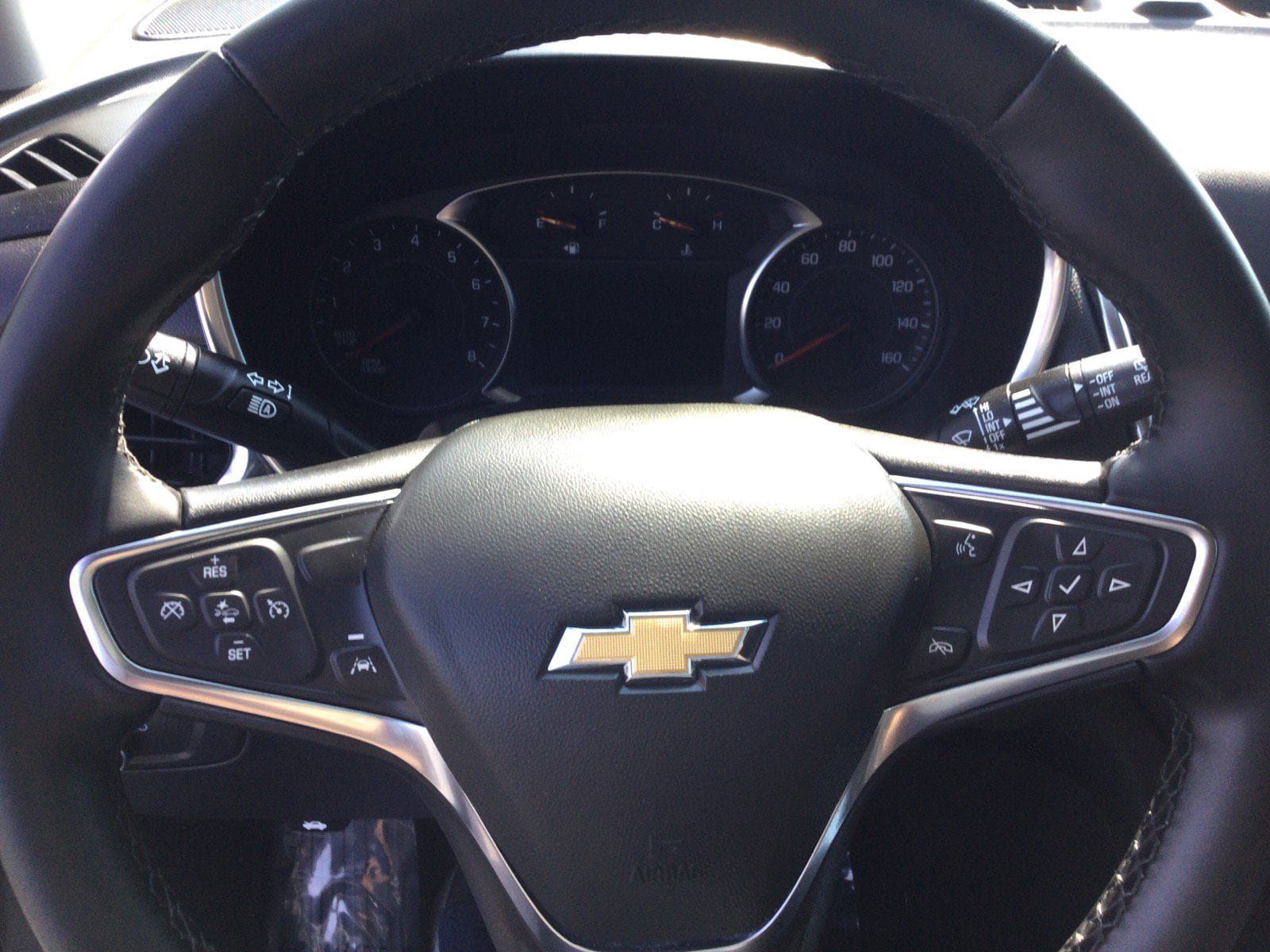 Used 2024 Chevrolet Equinox LT FWD image 14