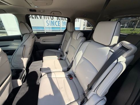 Used 2026 Honda Odyssey Touring image 30