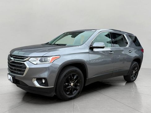 Used 2020 Chevrolet Traverse LT w/ LPO, Floor Liner Package AWD/4WD image 6