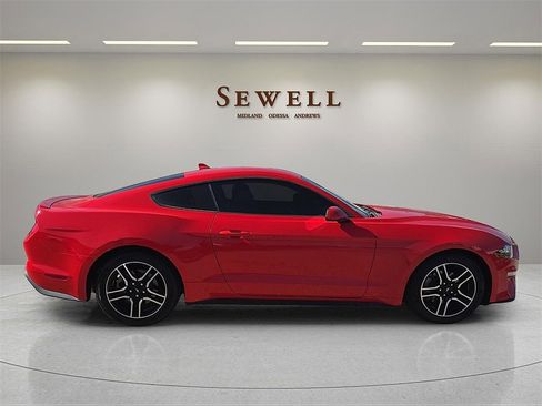 Used 2021 Ford Mustang Premium image 5