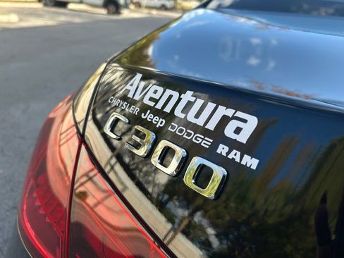 Used 2025 Mercedes-Benz C 300 Sedan image 41