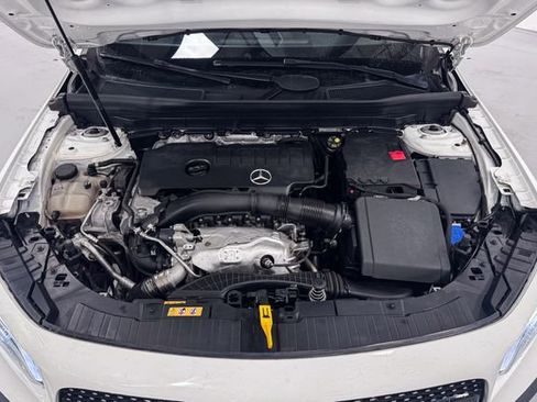 Used 2022 Mercedes-Benz GLB 250 4MATIC image 27