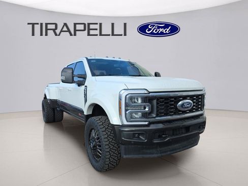 Used 2025 Ford F450 King Ranch w/ FX4 Off-Road Package image 5