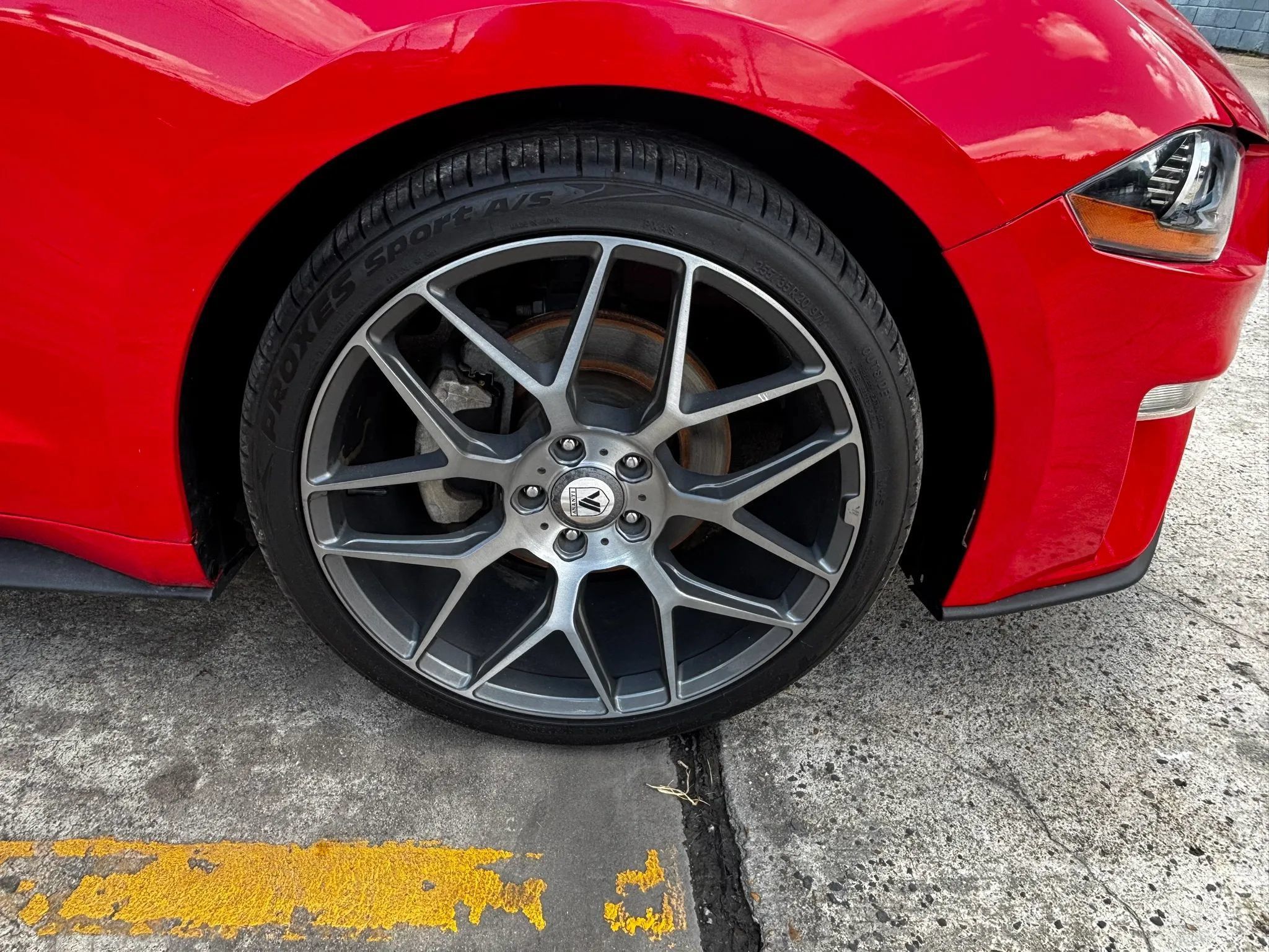 Used 2019 Ford Mustang Coupe RWD image 23