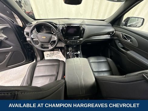 Certified 2023 Chevrolet Traverse LT w/ Rear Camera Mirror Package image 27