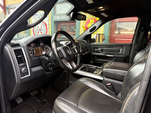 Used 2016 RAM 3500 Laramie Longhorn image 16