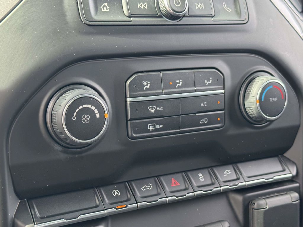Used 2021 Chevrolet Silverado 1500 Custom AWD/4WD image 19