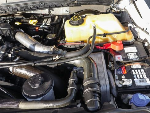 Used 2019 Ford F250 Lariat w/ Lariat Value Package image 12