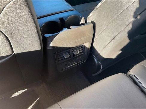 Used 2024 Chevrolet Colorado ZR2 w/ ZR2 Convenience Package III image 34