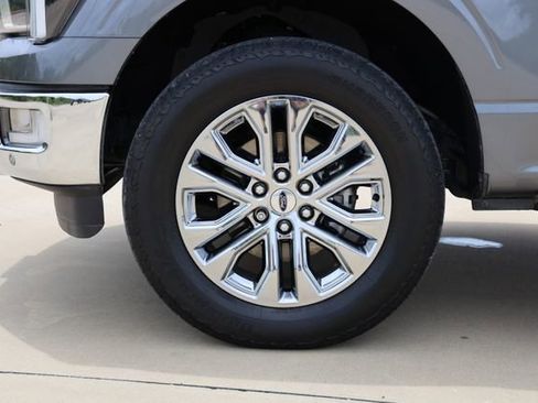 Used 2024 Ford F150 Lariat w/ FX4 Off-Road Package AWD/4WD image 10