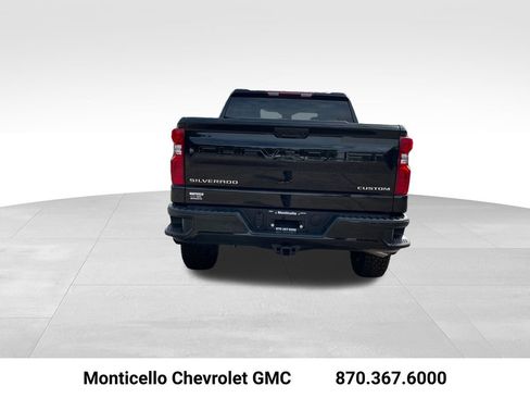 New 2026 Chevrolet Silverado 1500 Custom Trail Boss AWD/4WD image 4
