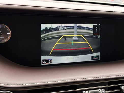 Used 2020 Lexus LS 500 w/ Accessory Package (Z2) RWD image 11