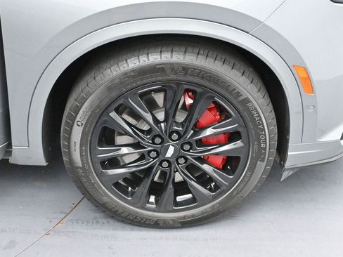 Certified 2024 Cadillac XT6 Sport w/ LPO, ONYX Package AWD/4WD image 37