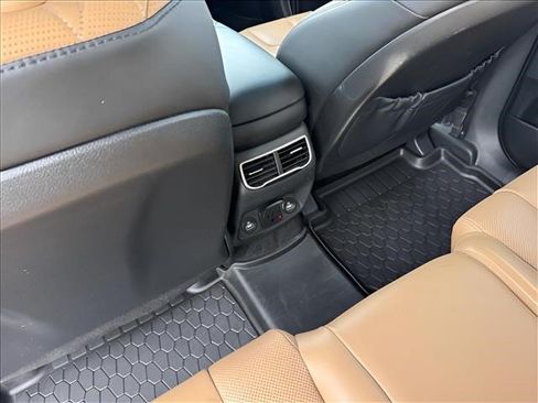 Used 2023 Hyundai Santa Fe Calligraphy AWD/4WD image 12