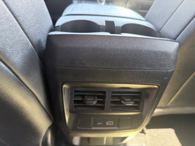 Used 2024 Chevrolet Colorado LT w/ LT Convenience Package III AWD/4WD image 24