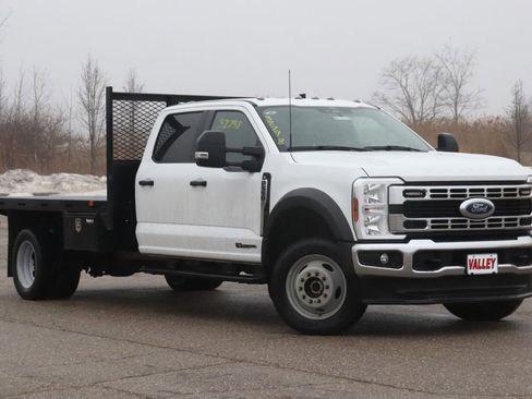 Used 2024 Ford F550 4x4 Crew Cab Super Duty image 2