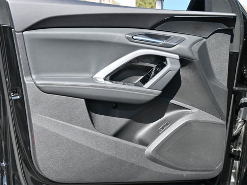 Certified 2025 Audi Q5 Premium w/ Convenience Package image 17