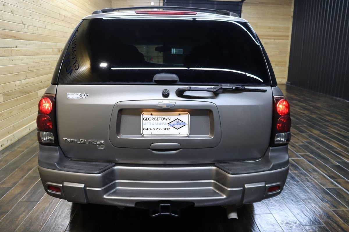Used 2006 Chevrolet TrailBlazer LS w/ LS Preferred Equipment Group RWD image 4