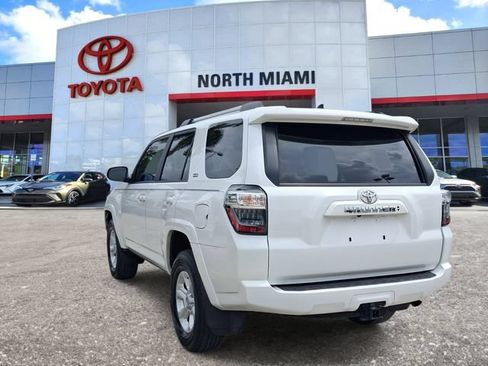 Used 2024 Toyota 4Runner SR5 Premium w/ Moonroof Package RWD image 3
