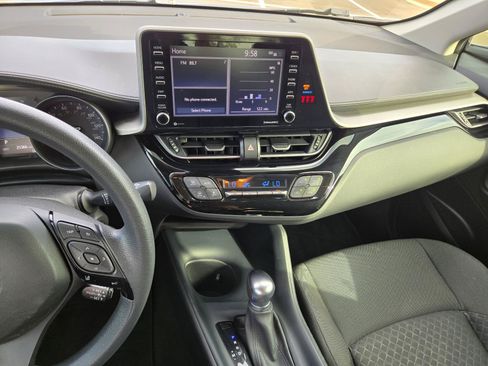 Used 2021 Toyota C-HR LE FWD image 21