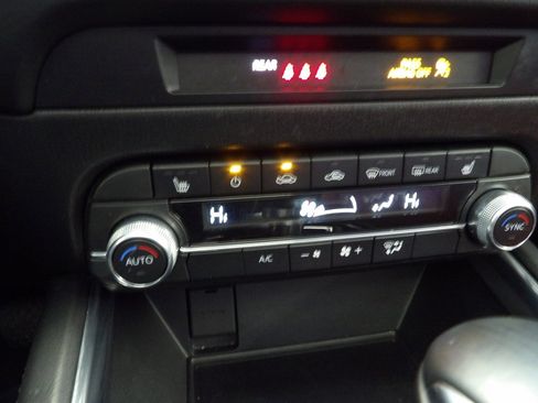 Certified 2023 MAZDA CX-5 Carbon Edition image 34