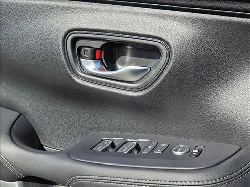 Used 2026 Honda HR-V EX-L image 10