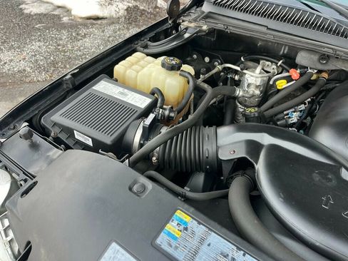 Used 2002 Chevrolet Tahoe Z71 image 18