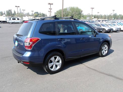 Used 2014 Subaru Forester 2.5i Premium AWD/4WD image 5