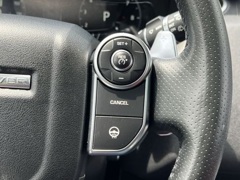 Used 2017 Land Rover Range Rover Sport Supercharged AWD/4WD image 37