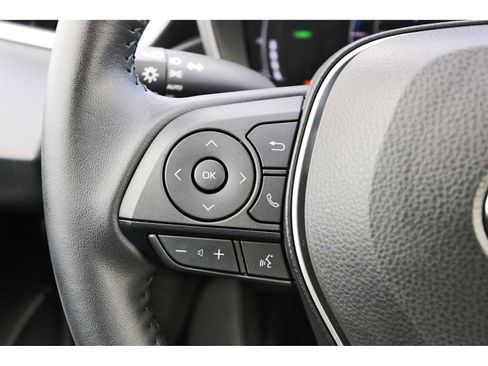 Used 2025 Toyota Corolla XLE image 15