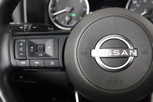 Used 2023 Nissan Rogue SL FWD image 8