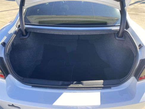 Used 2022 Dodge Charger R/T w/ Blacktop Package image 13