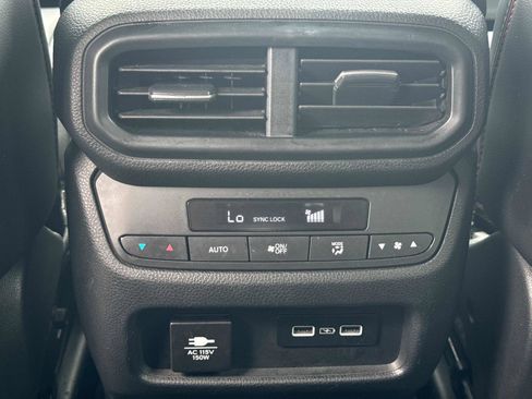 Certified 2023 Honda Pilot TrailSport image 19