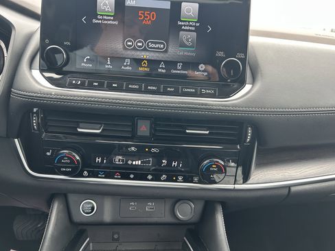 Used 2023 Nissan Rogue Platinum w/ Platinum Premium Package image 15