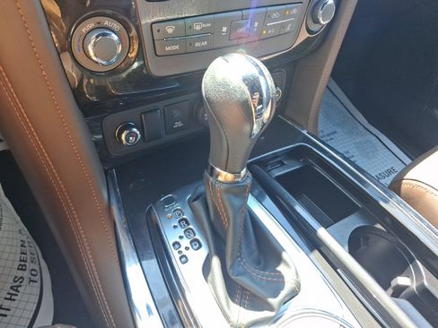 Used 2020 Nissan Armada Platinum AWD/4WD image 14