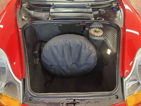 Used 2002 Porsche Boxster RWD image 10