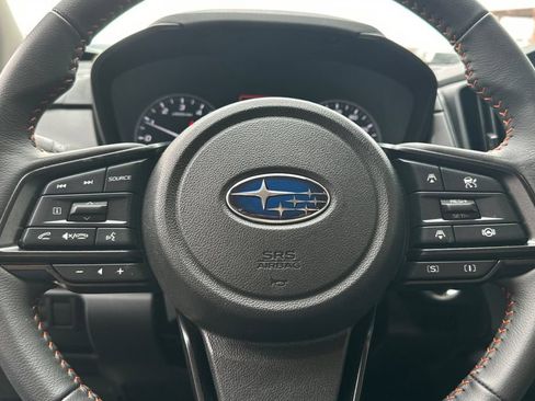 Certified 2025 Subaru Crosstrek 2.5i Limited w/ Crosstrek Mirror Package AWD/4WD image 23