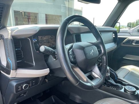Used 2022 Ford Bronco Wildtrak AWD/4WD image 12