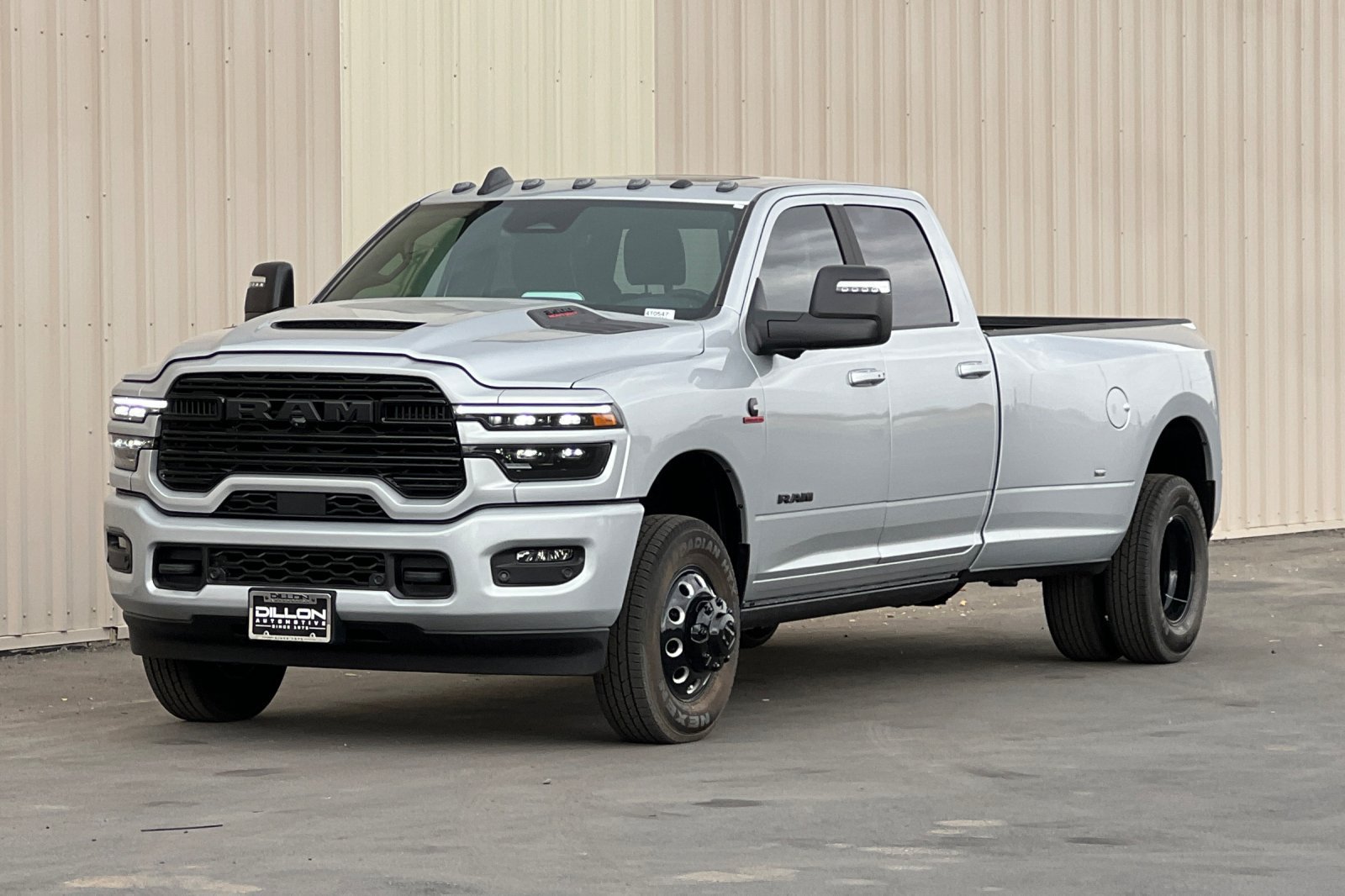 New 2026 RAM 3500 Laramie AWD/4WD image 3