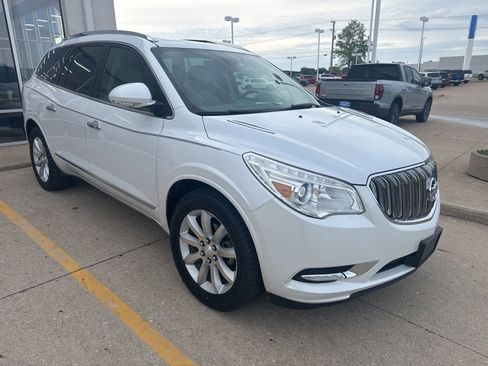Used 2016 Buick Enclave Premium w/ Experience Buick Package FWD image 2