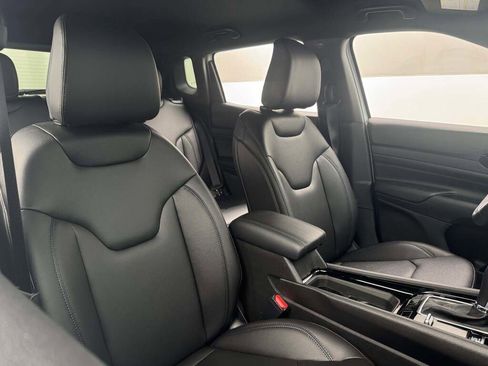 New 2026 Jeep Compass Limited image 21