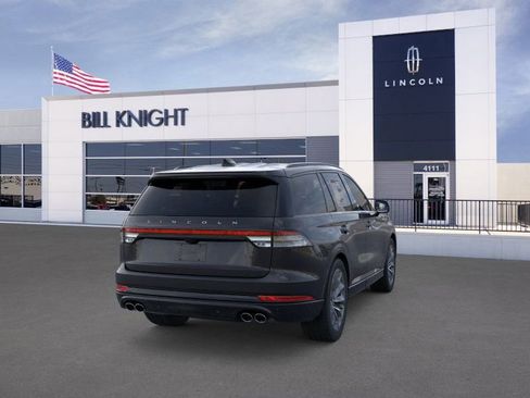 New 2026 Lincoln Aviator Premiere image 8